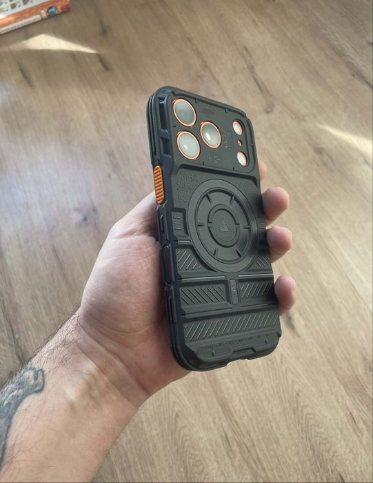 Husa Apple iPhone 17 Pro Dbrand Tank