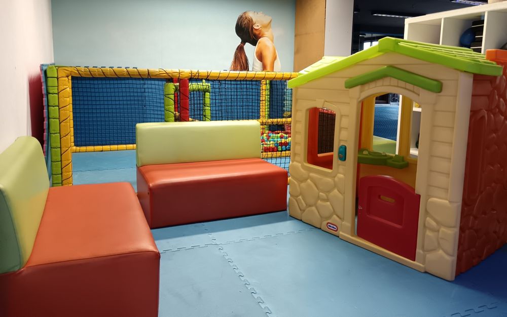 Детски кът с мебели