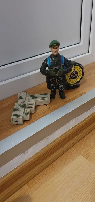 Vand jucarii de copii