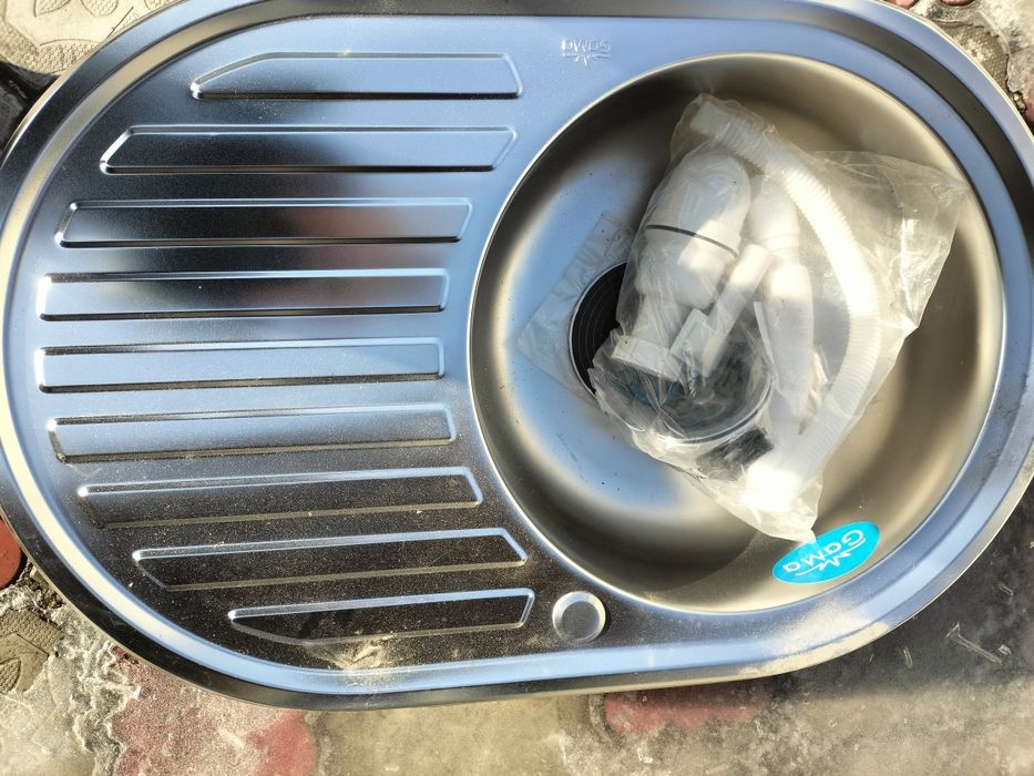 Мойка для кухни  новая