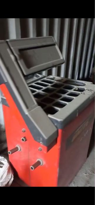 Продам оборудование для шиномонтажа