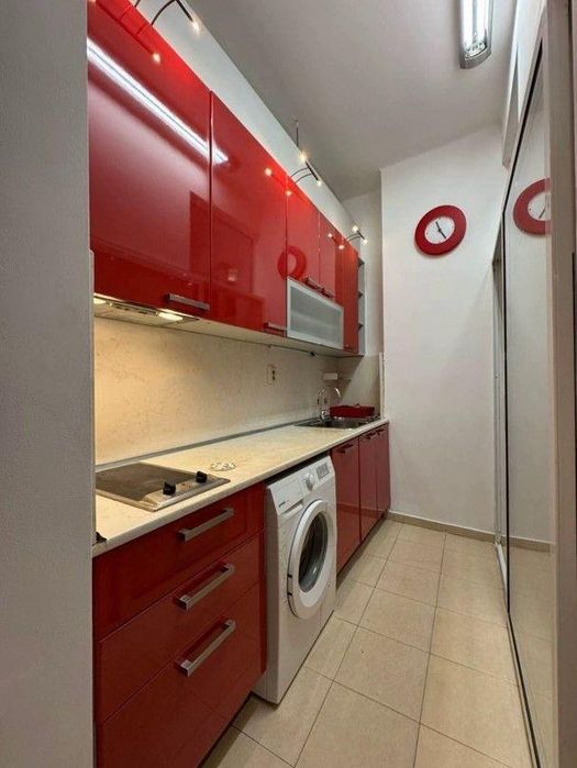 Дава се под наем Четиристаен апартамент в София, Център - 105 кв.м за 999 € - Снимка #2