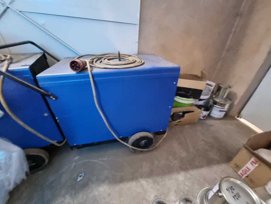 Utilaje metal: abkant, ghilotina, calandru roluit tabla 30mm