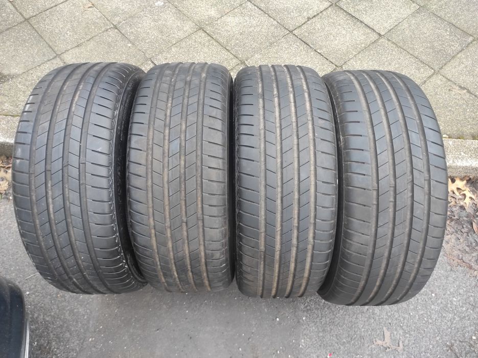 235/45/18 Bridgestone Дот .1723