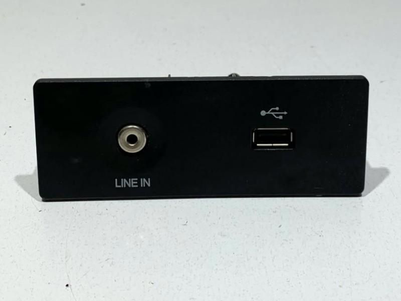 Priza USB / AUX Ford Focus 3