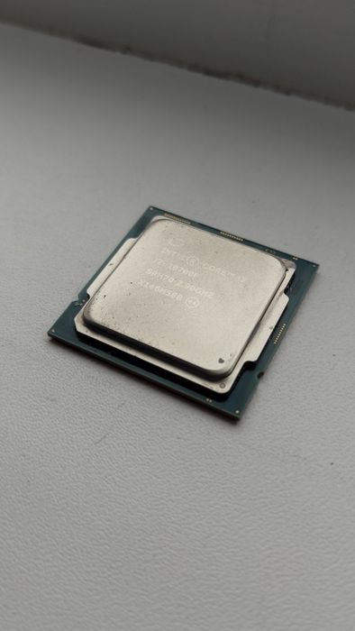 Продаю процессор на пк