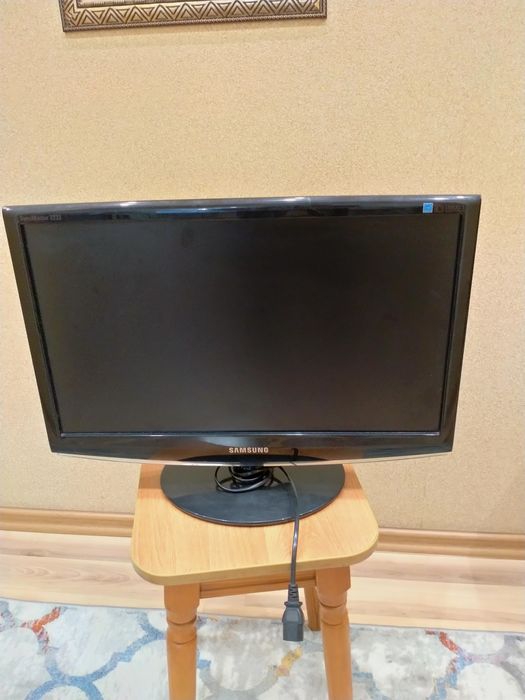 Продаю монитор .