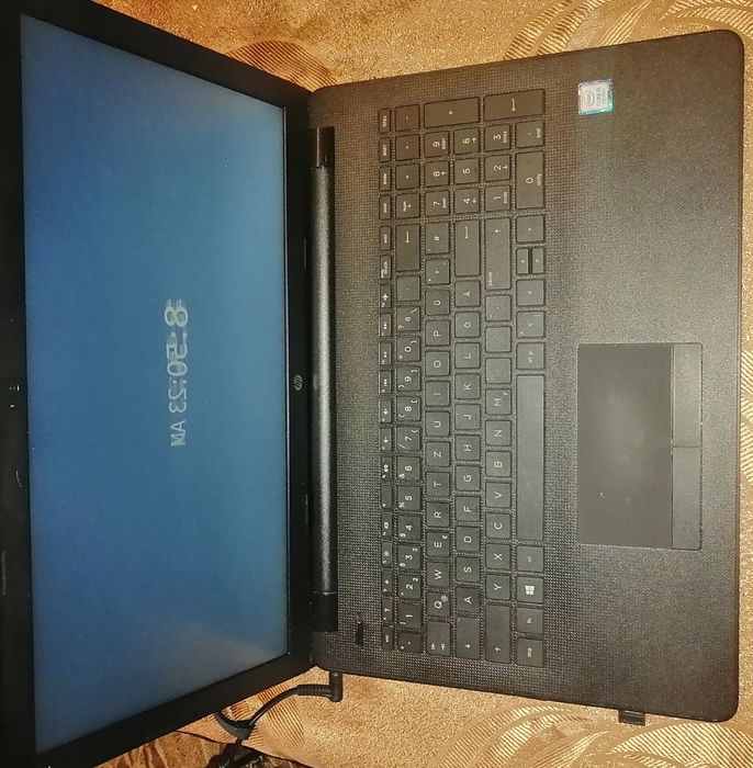 HP 15-bs1xx  Intel Core i5 8250