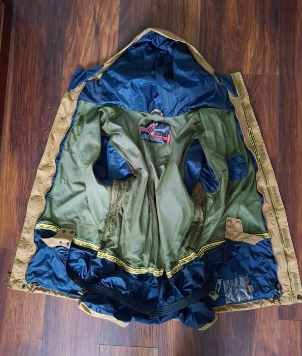 Яке мъжко "Burton"