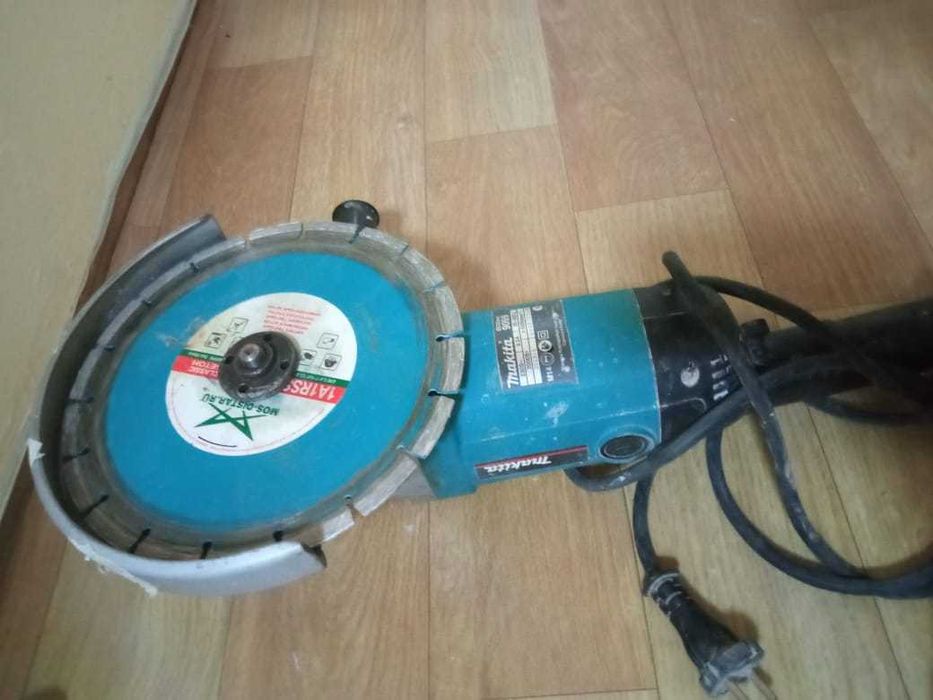 Строительный инструмент