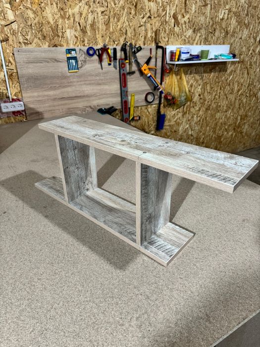 Полка настенная новая