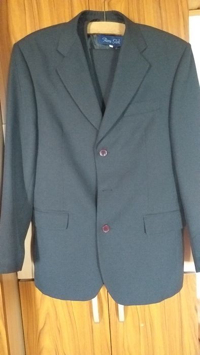 Vand costum barbati Rem Ark calitate premium