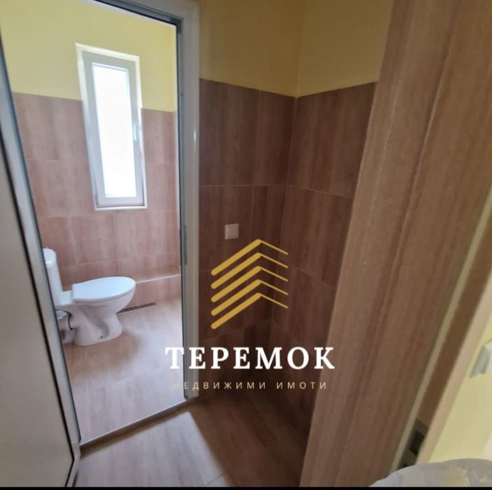 Дава се под наем Офис в Шумен, Херсон - 47 кв.м за 306 € - Снимка #2