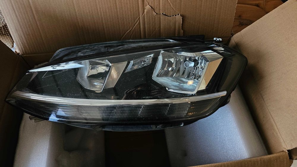 Set Faruri si Stopuri Volkswagen Golf 7