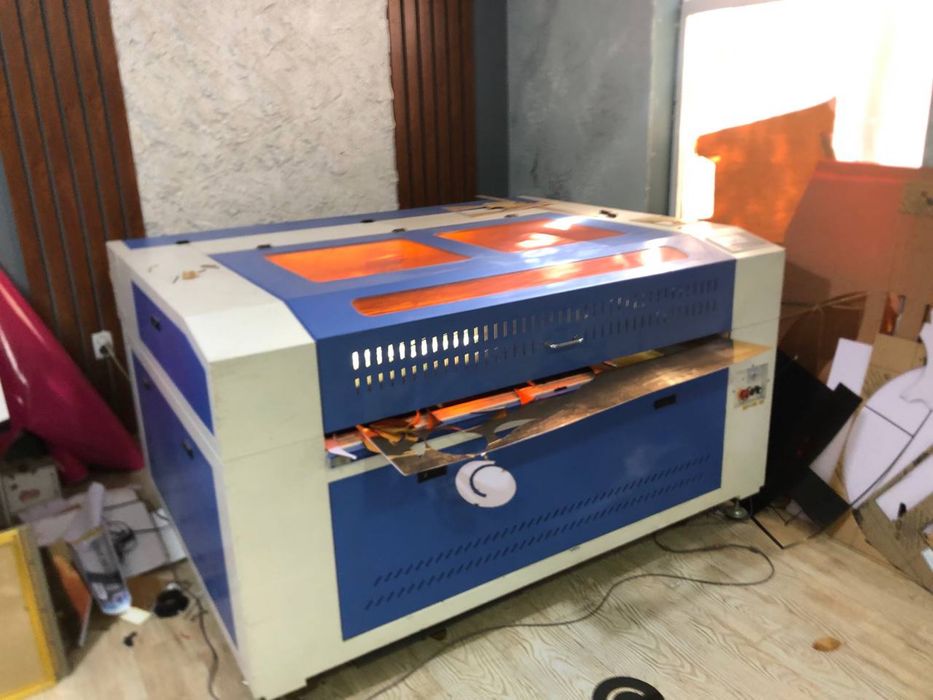 LAZER apparat srochno satiladi!!!