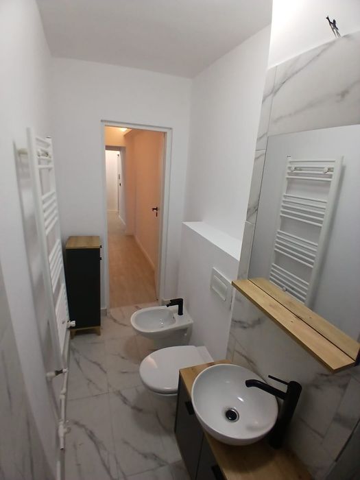 Apartament 3 camere decomandat ultracentral