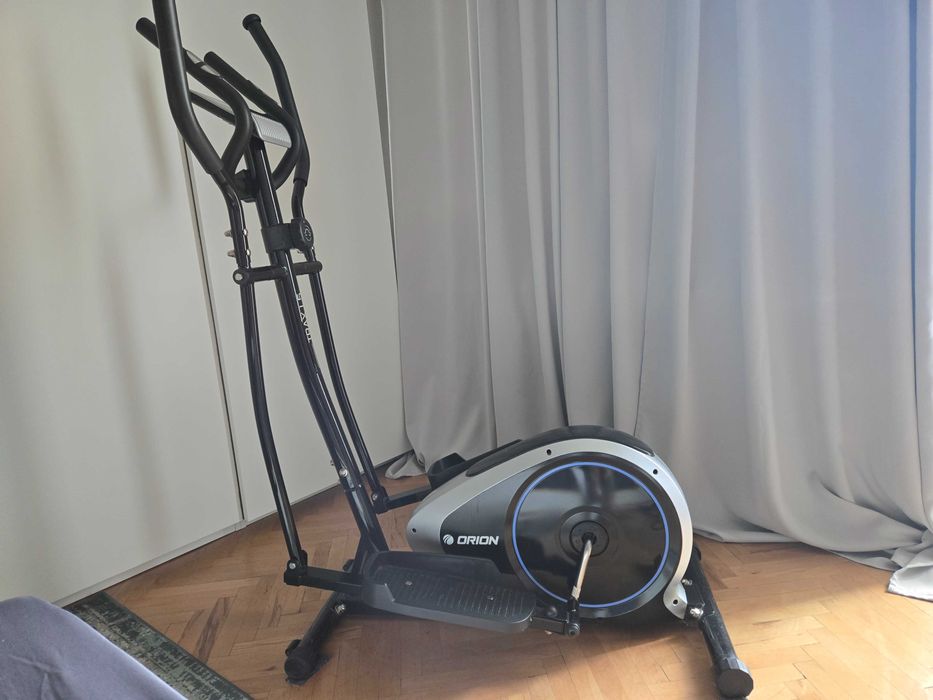 Продавам Кростренажор