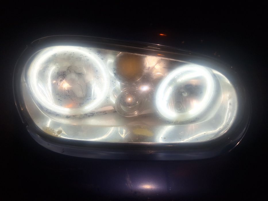 Оригинални фарове с лупи за голф.Имам и без лупи  с ангелски очи...