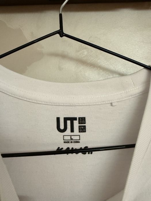 KAWS x Uniqlo UT Pink BFF Limited Edition тениска