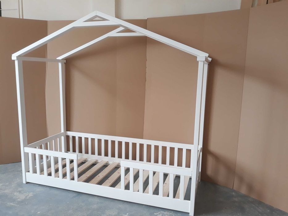 TRANSPORT GRATUIT.Pat casuta montessori.Cod 309.