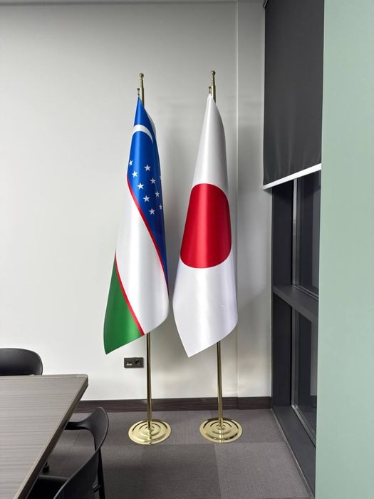 Bayroq Samarqand. Hashamatli bayroqlar