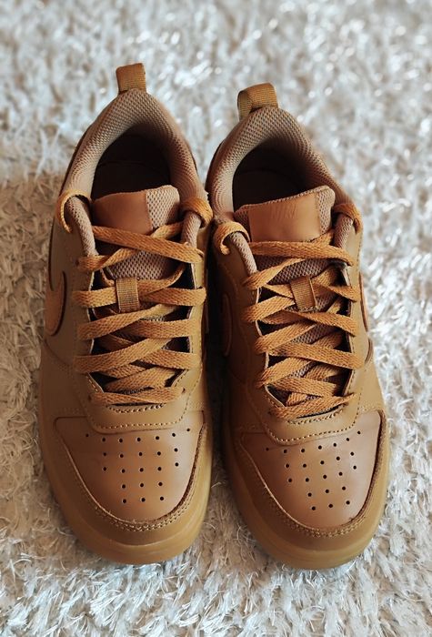 Оригинални маратонки Nike Lu3