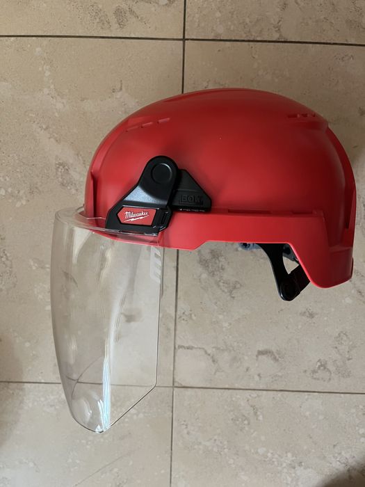 Casca protectie Milwaukee Bolt200 cu Viziera