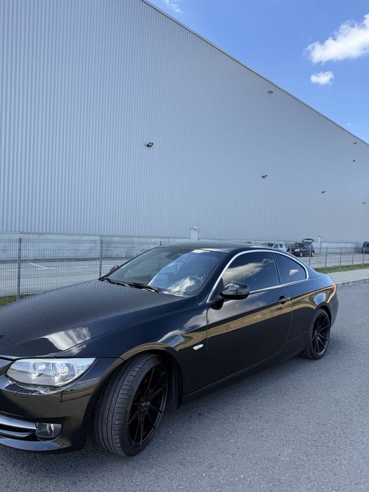 BMW Seria 3 2010 — imagine 5