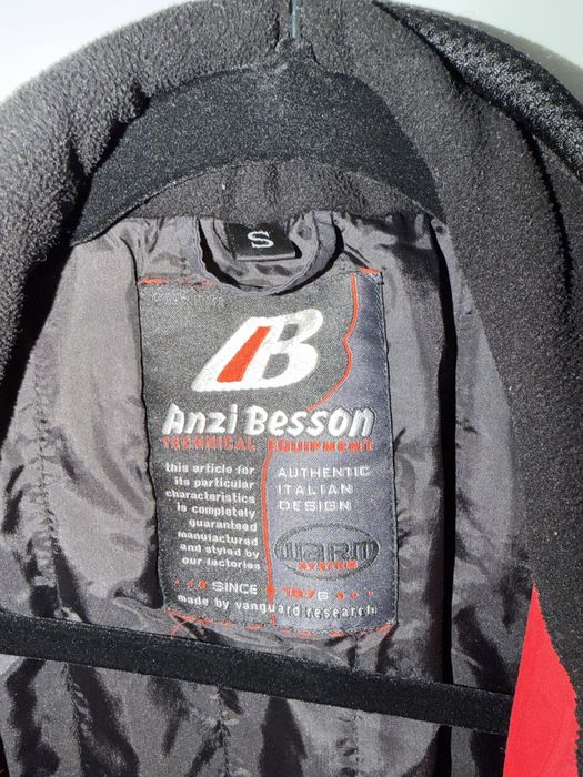 Ски  яке  Besson