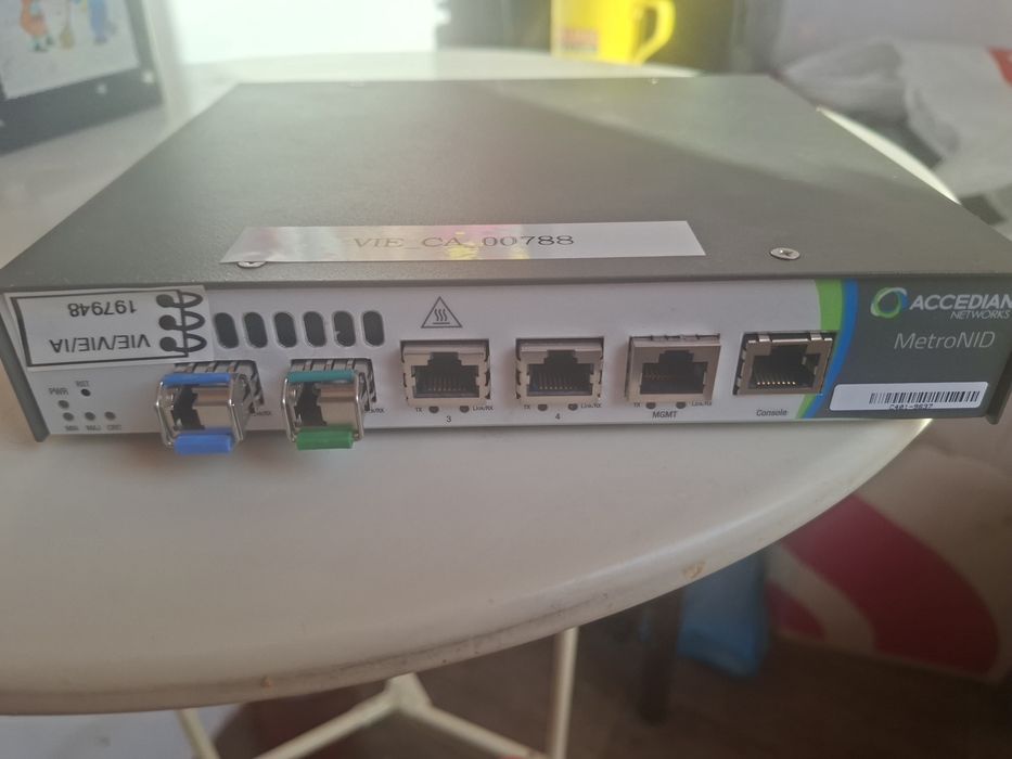 Accedian MetroNID NID4 AMN-KIT-1000-GT-AC 4-Port Switch