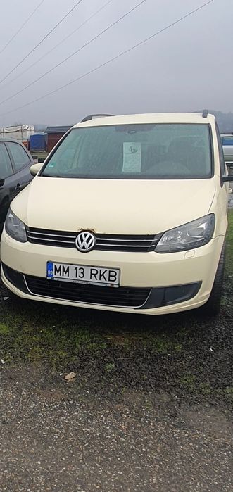 Vând Wolkswagen touran  automat DSG