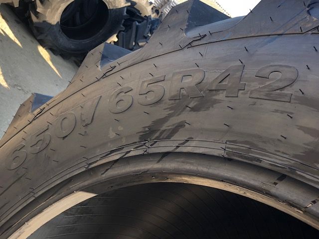 Cauciucuri noi 650/65 R42 tractor New Holland John Deere anvelope OZKA