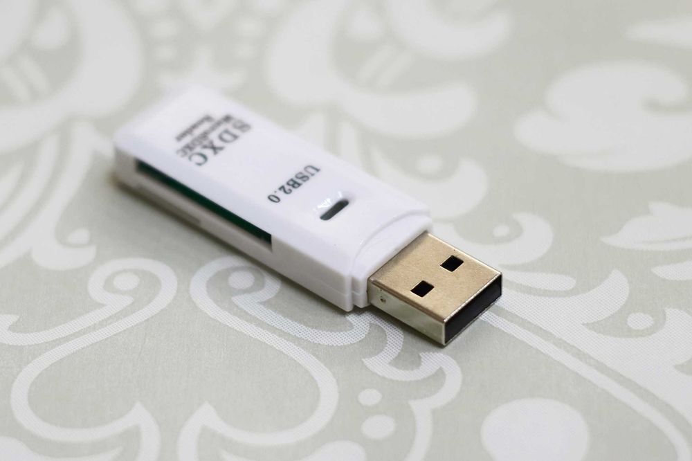 Cititoare carduri USB
