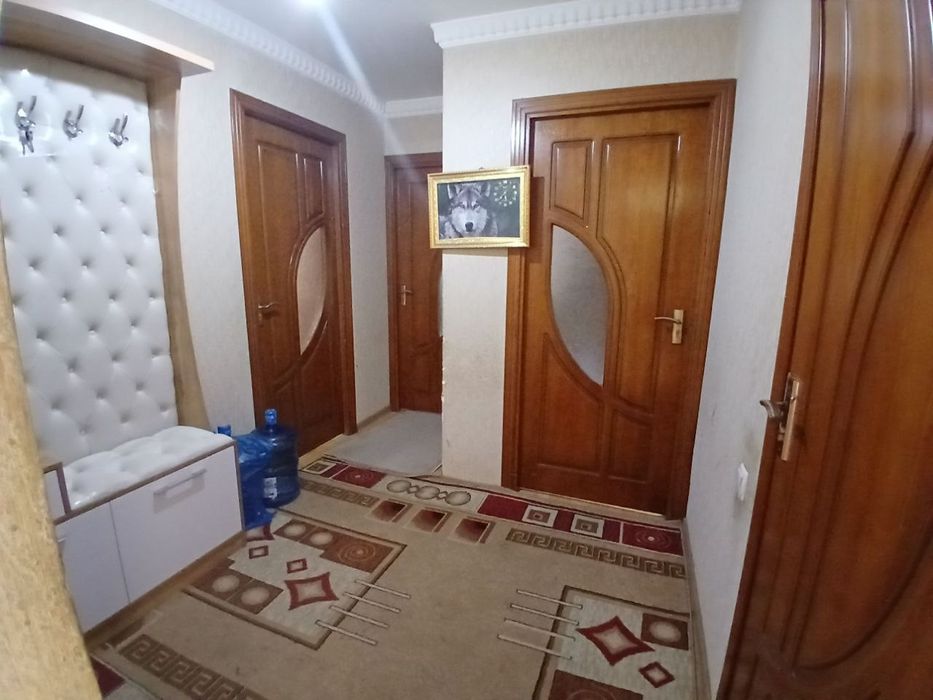 3-х комнатная, на Чиланзаре  напротив 2-квартала