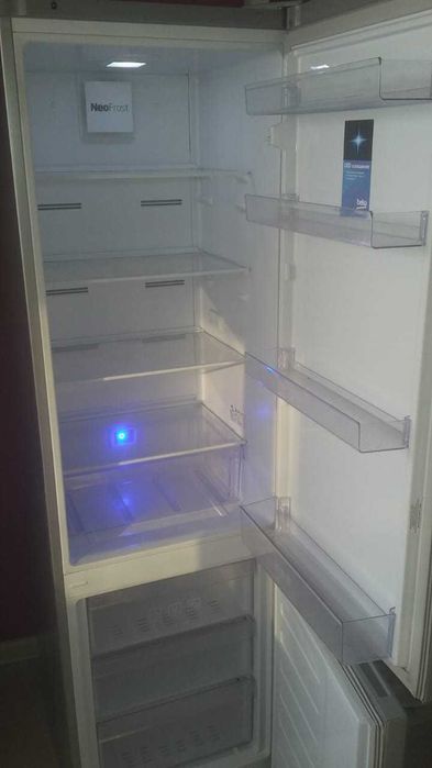 Продам холодильник Beko