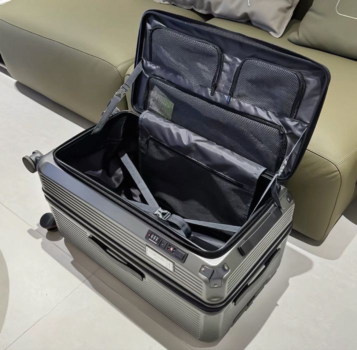 Продам - ЧЕМОДАН - сотилади