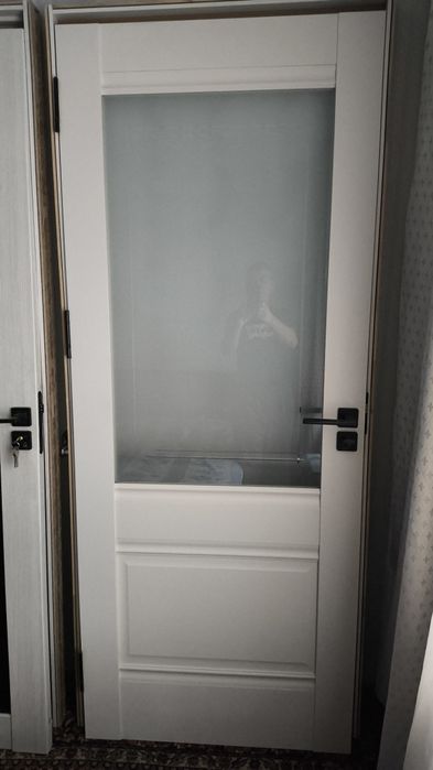 Продаю срочно межкомнатные двери