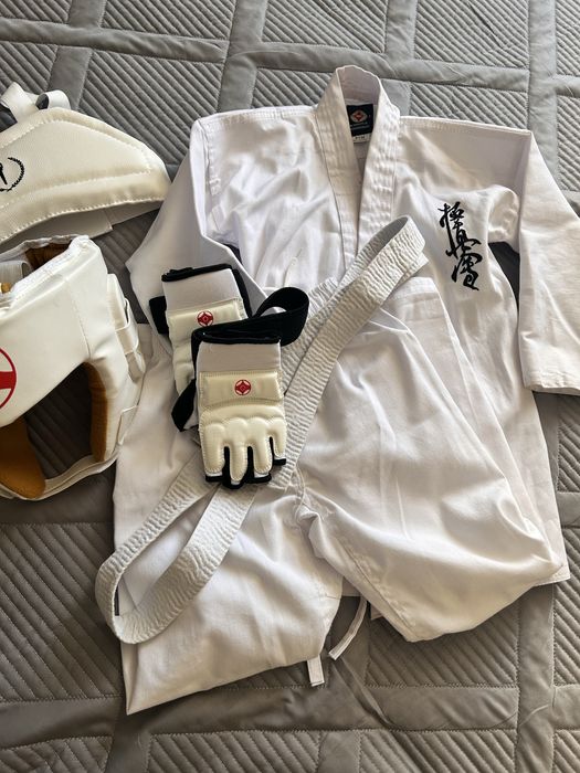 Продам полностью комплект.