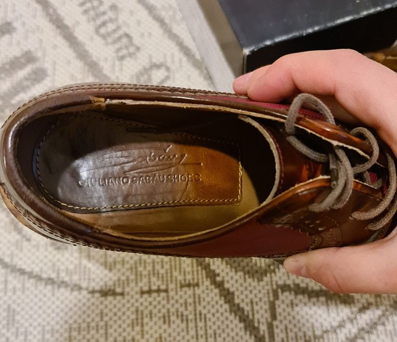 Pantofi din piele