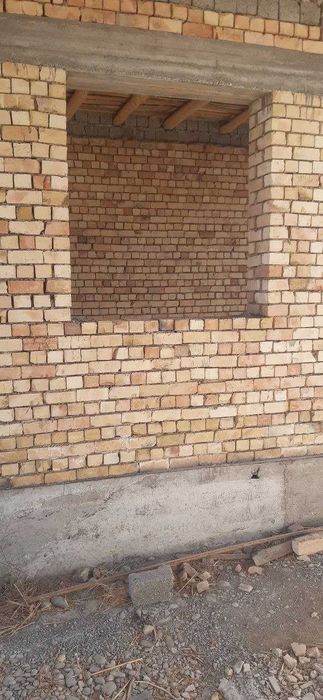 Hovli sotiladi. Yangi hovli