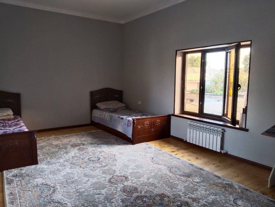 Ховли сотилади янги курилган уй