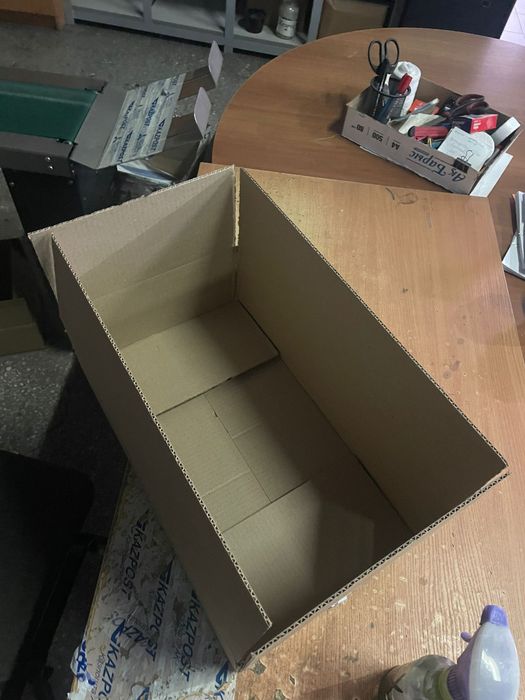 Коробки картонные