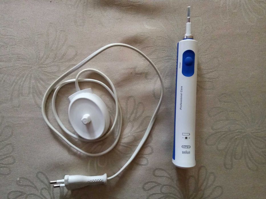 Vand periuta de dinti electrica Oral B BRAUN, Professional Care