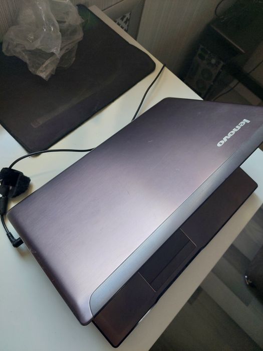 Игровой ноутбук Lenovo