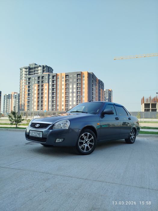 Lada priora 2013