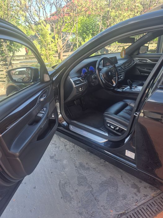 BMW seria 7, 2017