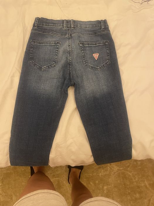 Blugi Guess fata 12 ani, stare foarte buna, purtati o singura data