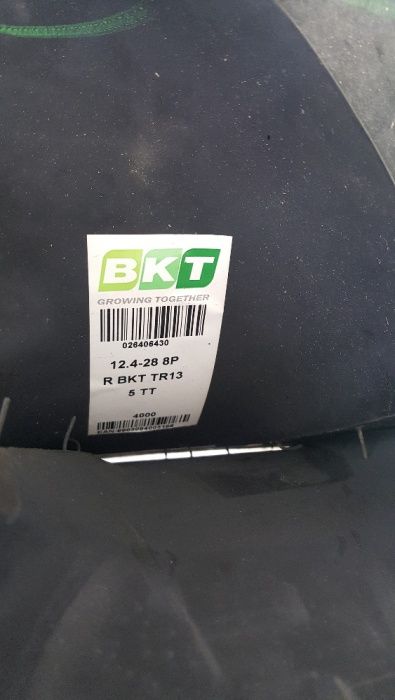 12.4-28 Cauciucuri NOI pentru Fiat spate anvelope BKT cu 8 pliuri