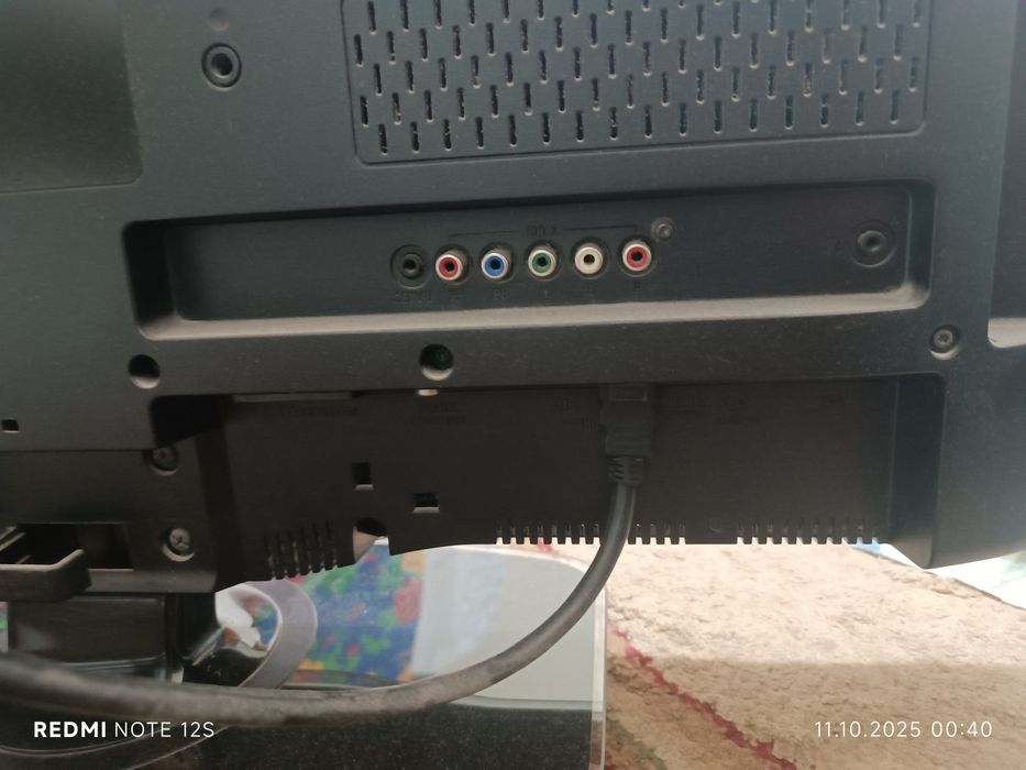 Телевизор Philips 32 дюм 82 см диагональ