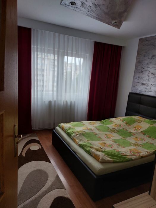 Închiriez apartament pe perioada untold